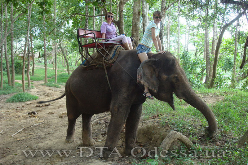 Thailand, Kanchanaburi, Excursion on the River Kwai